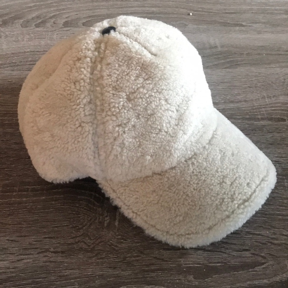 Rag & Bone Shearling Baseball Hat - Picture 1 of 4